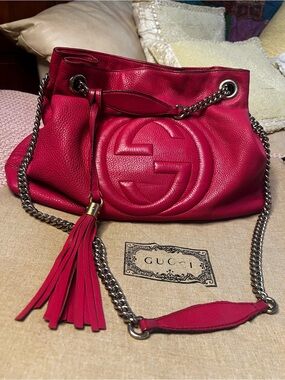 Gucci Red Soho Chain Shoulder Bag Medium with Tassel